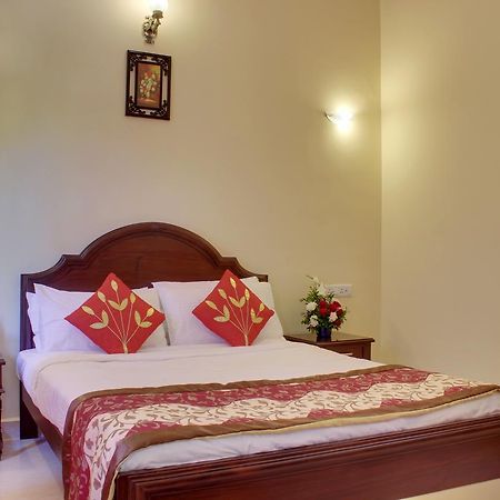Jacks Resort Вагатор Екстериор снимка