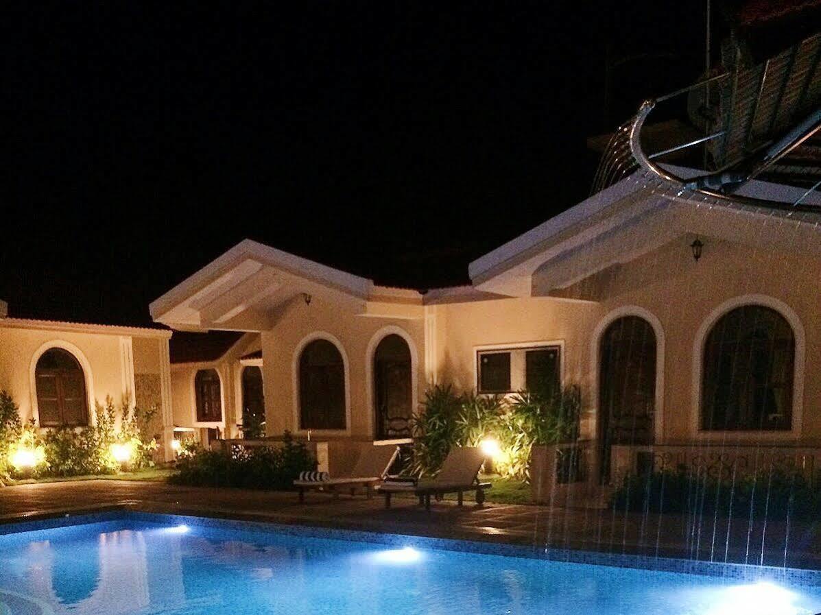 Jacks Resort Вагатор Екстериор снимка